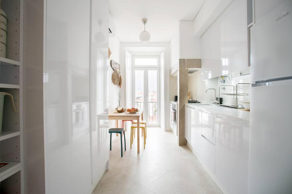 Principe Real Beautiful View 3 Bedrooms Flat! *