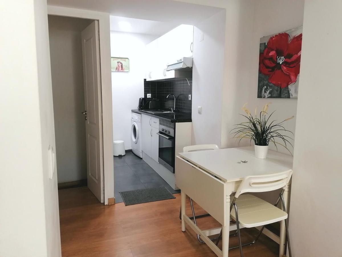 Flowers In Pop House Apartamento