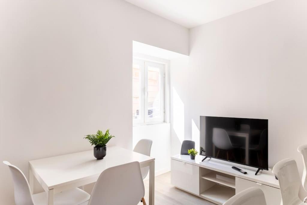 Cozy And Modern Flat In Apartamento Lisboa