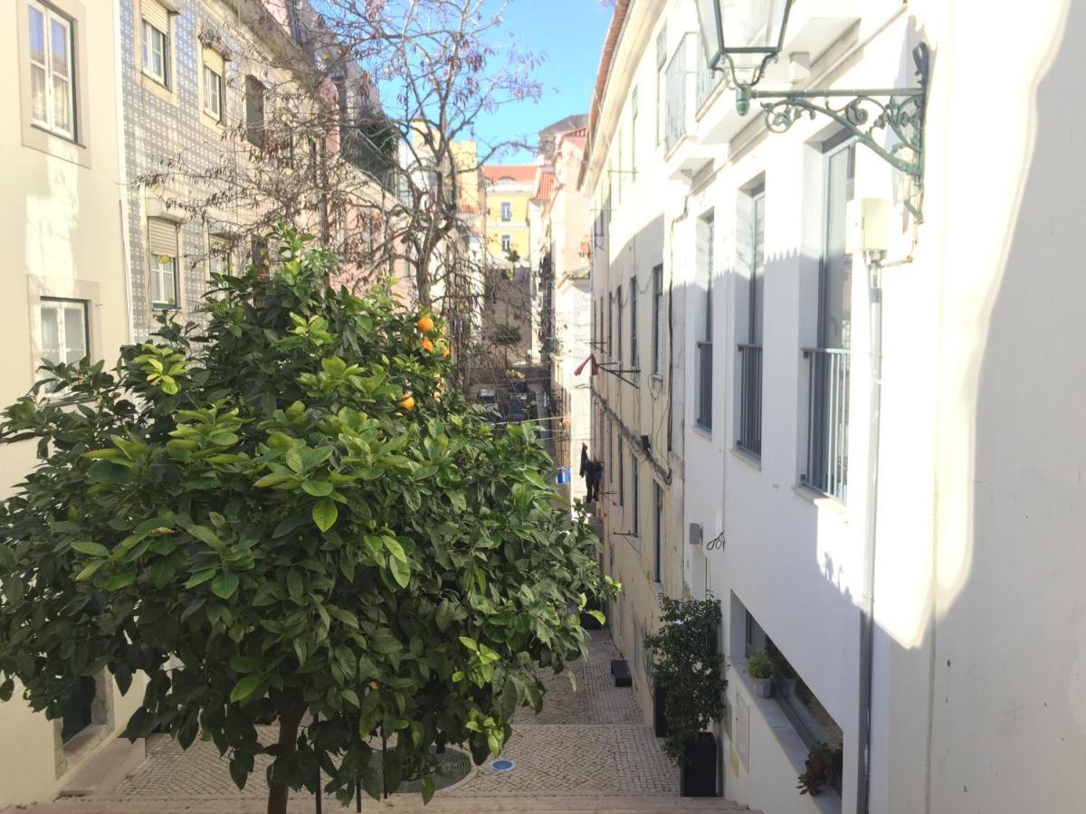 Bl Bairro Alto Famous Bica Funicular Street View Apartamento Lisboa