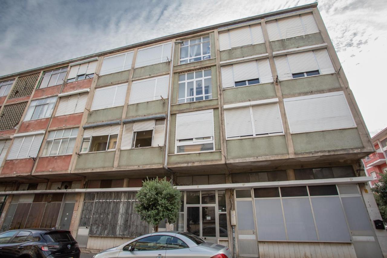 Quarto em Acomodações Particulares Evd-rentals Olival Bastos Lisboa