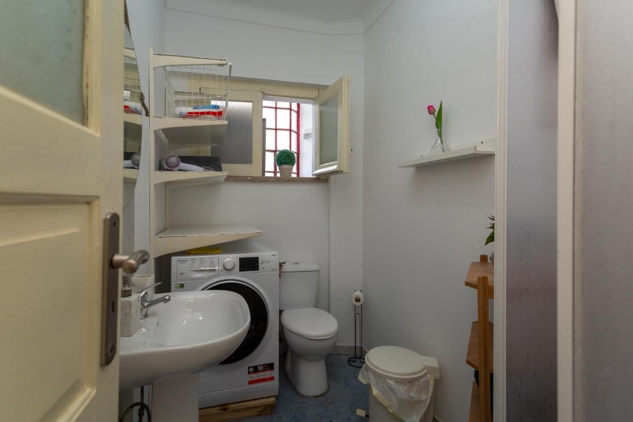 Quarto em Acomodações Particulares Evd-rentals Olival Bastos *