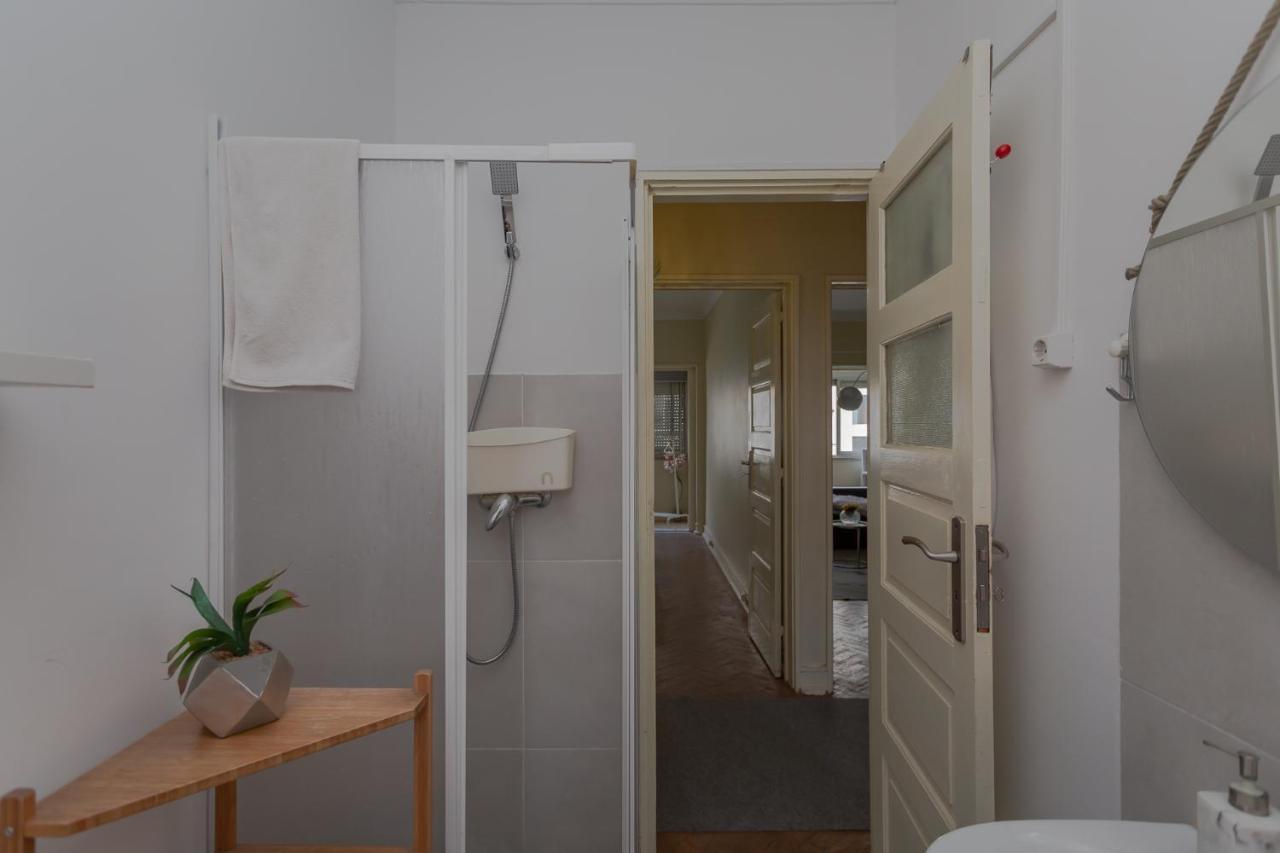 Quarto em Acomodações Particulares Evd-rentals Olival Bastos