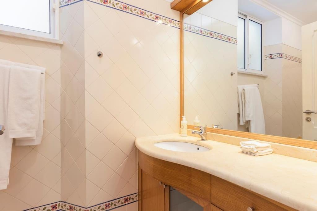 Spacious Near Saldanha Apartamento *