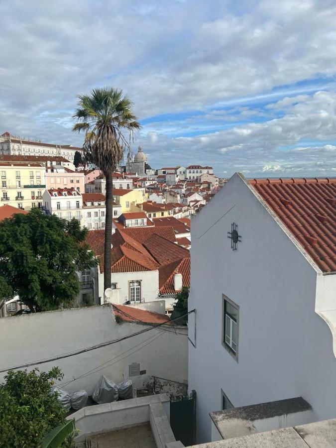 Alfama Authentic Apartamento *