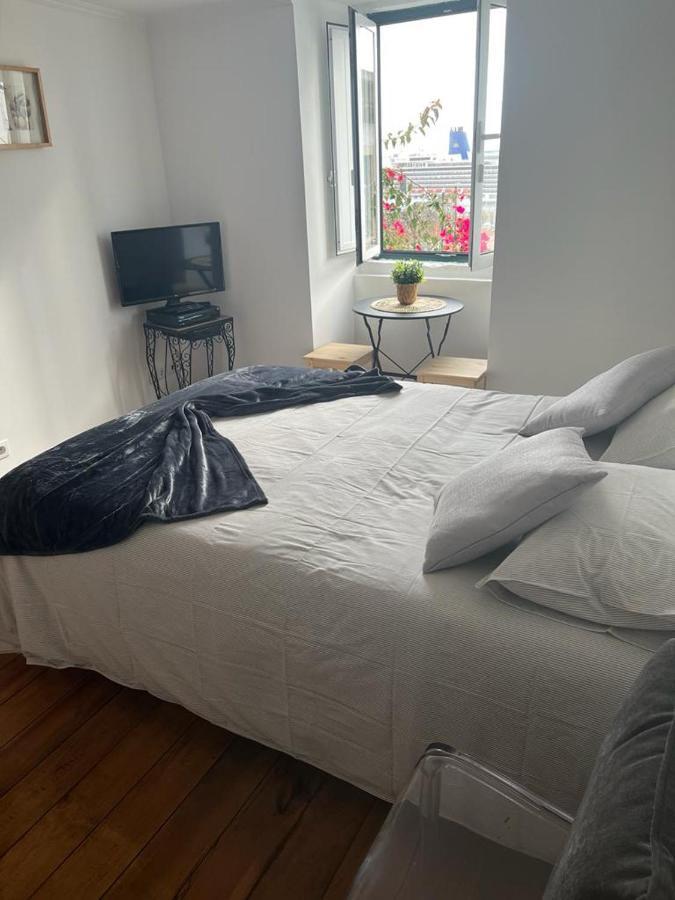 Alfama Authentic Apartamento *