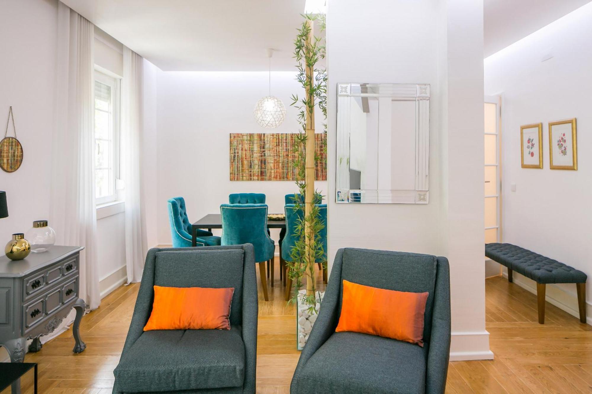 With A Terrace In The Heart Of Lisbon, 300 Apartamento