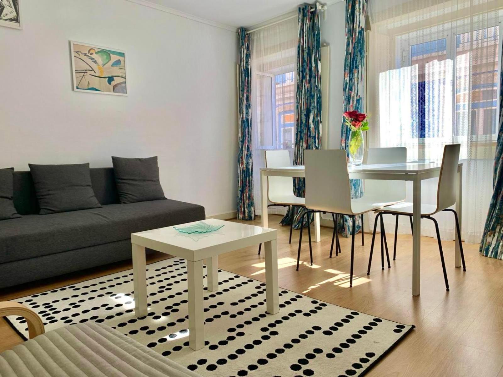 Avenida Liberdade 2 Apartamento *
