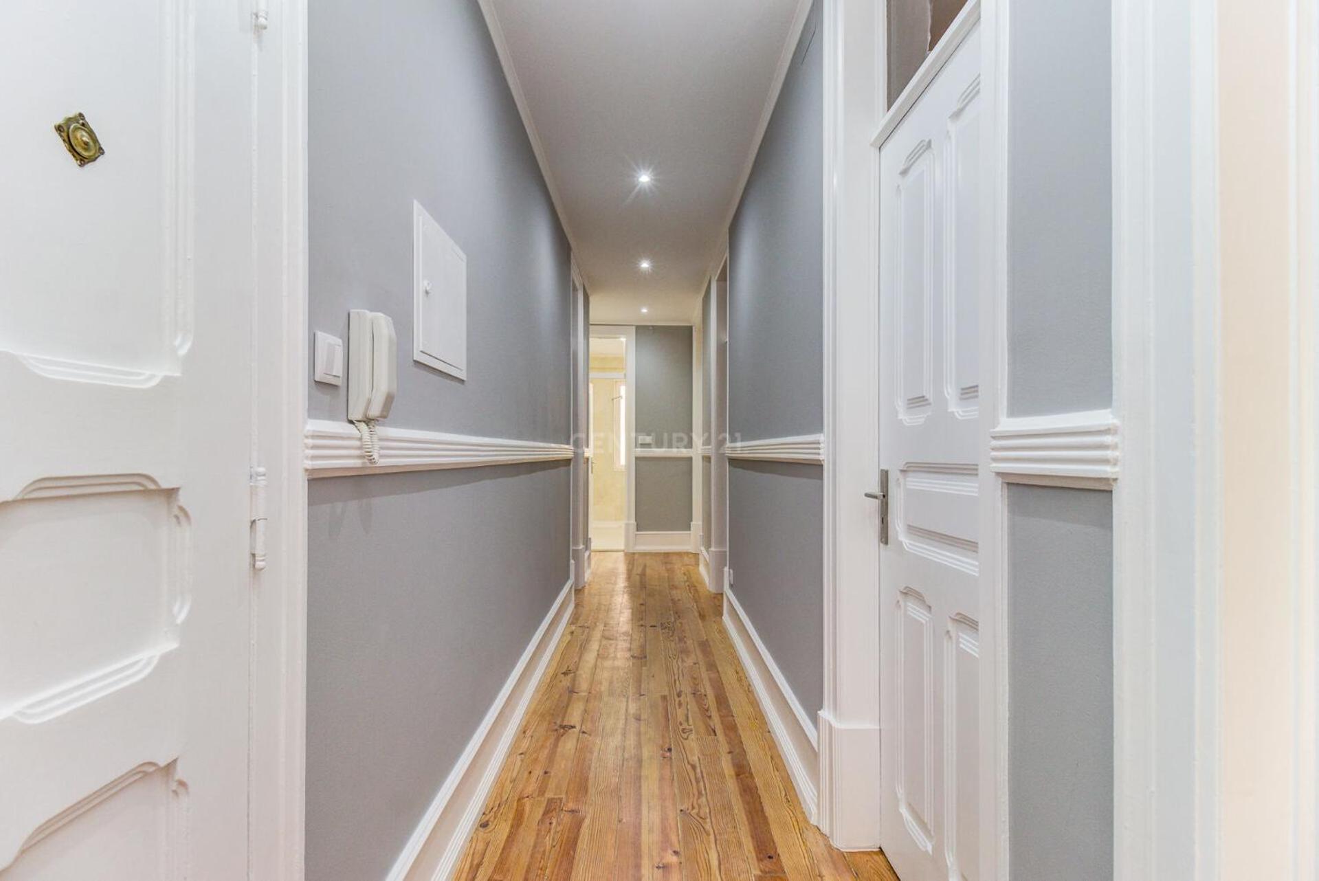 Quarto em Acomodações Particulares Quarto Aconchegante Com Janela E Vista Para Cidade *