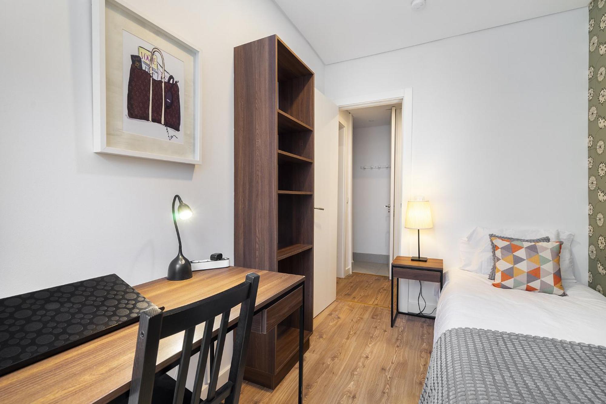 Whome Oasis Extravaganza: Lisbon's Supreme Retreat Lisboa