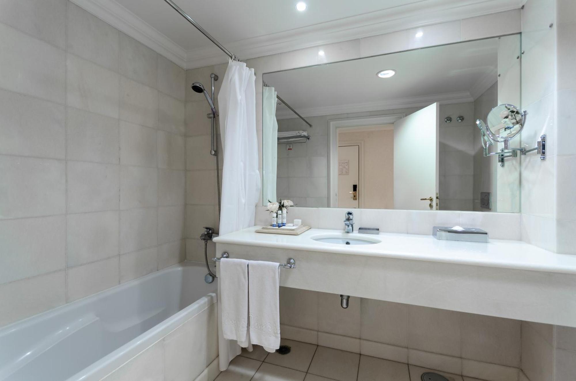 Olissippo Castelo Hotel