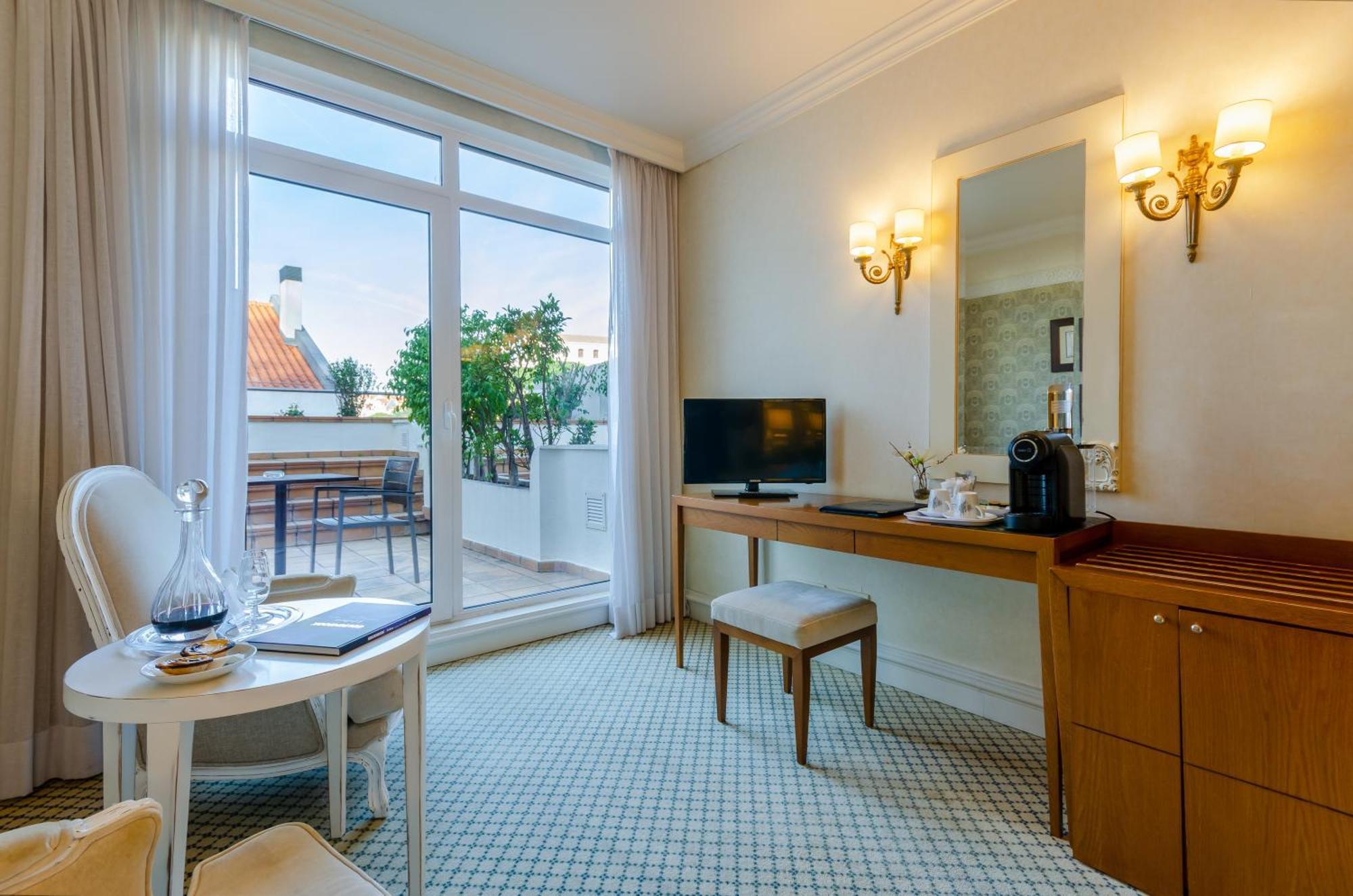 Hotel Olissippo Castelo 4*