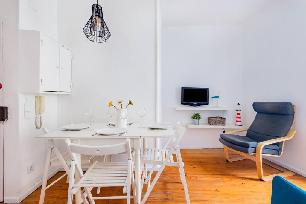 2br At Historical Chiado Apartment Lisbon