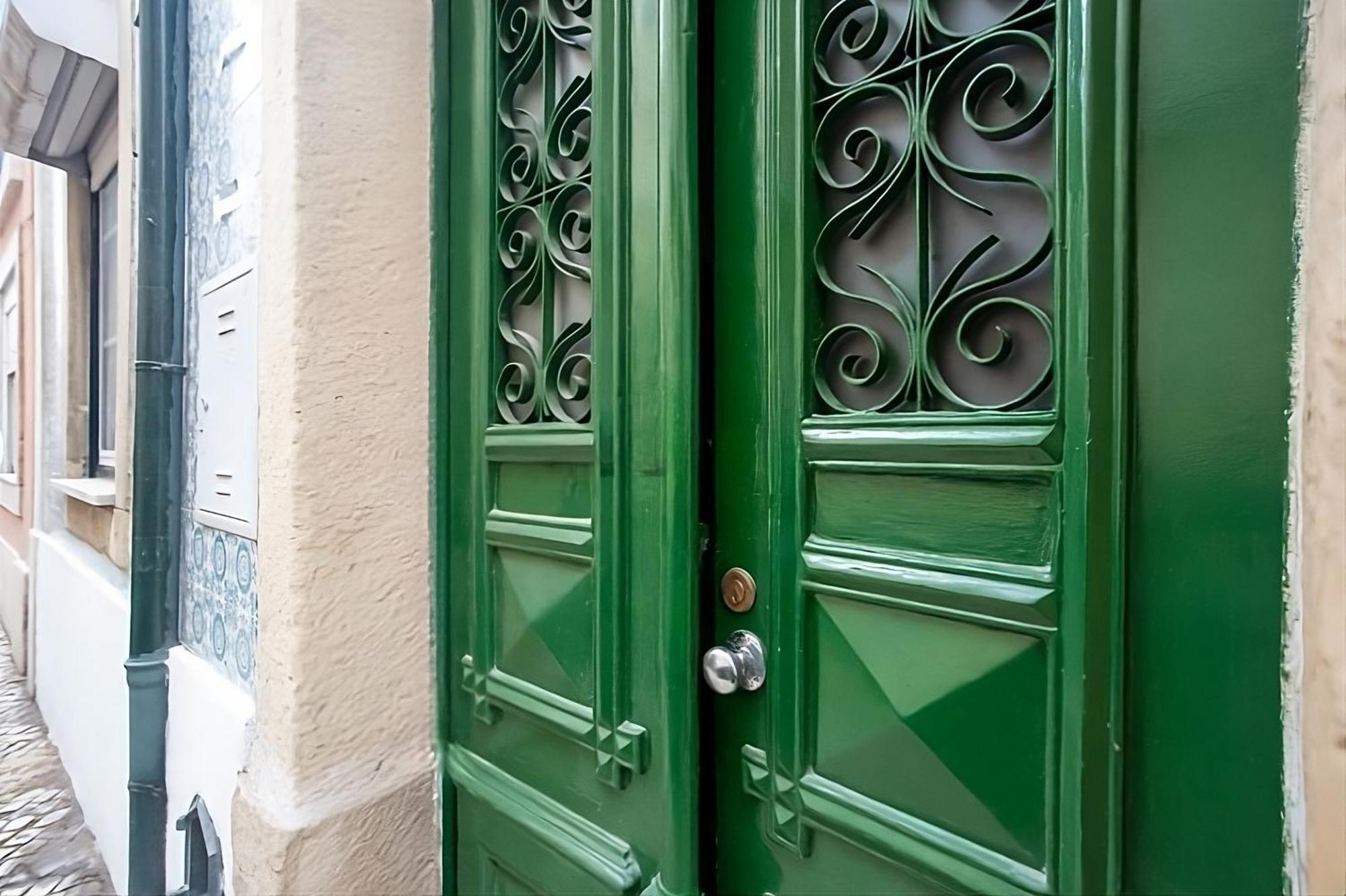 Graca Means Grace Lisboa
