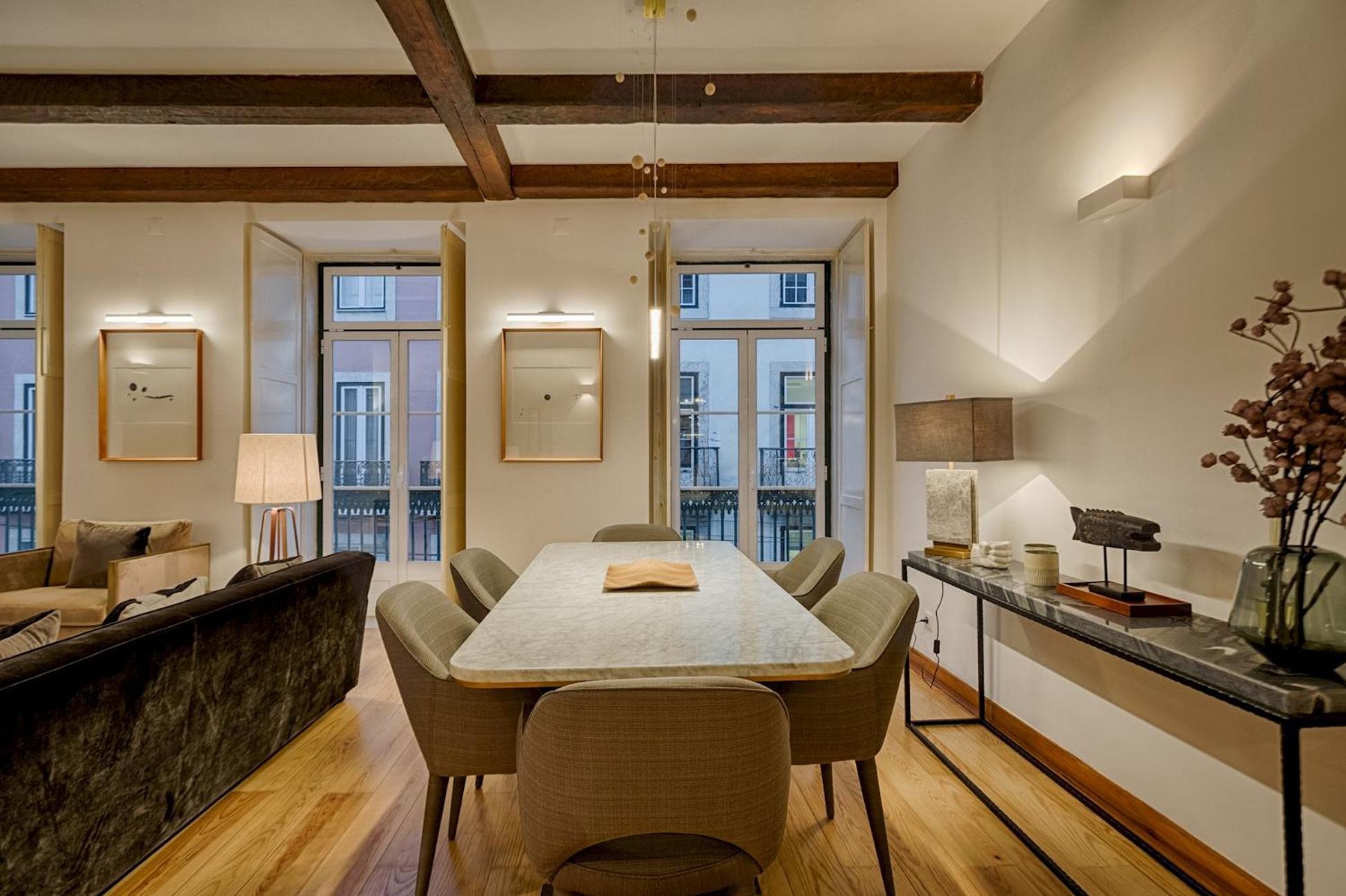 Apartment Master Historical Gem In Chiado *