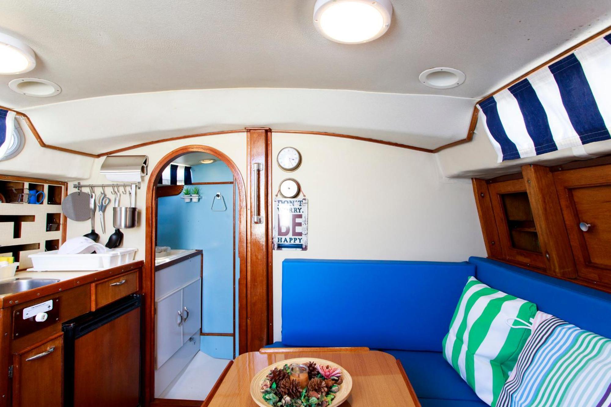Evamia Boat Hotel en barco
