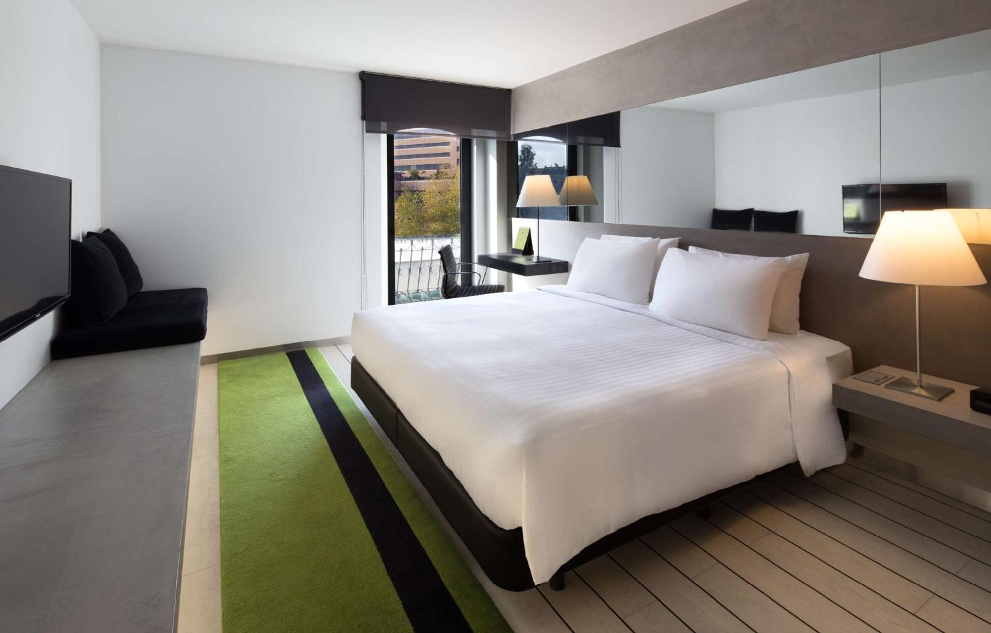 Doubletree By Hilton Fontana Park Hotel