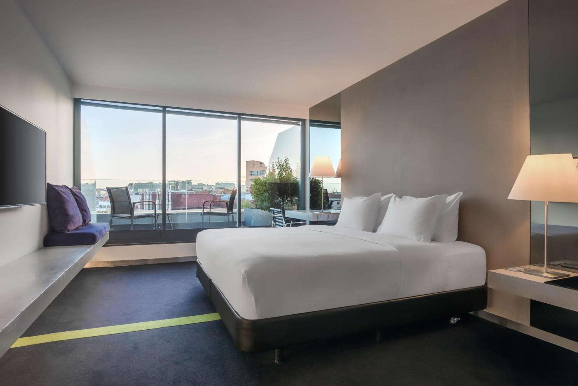 Hotel Doubletree By Hilton Fontana Park 4*