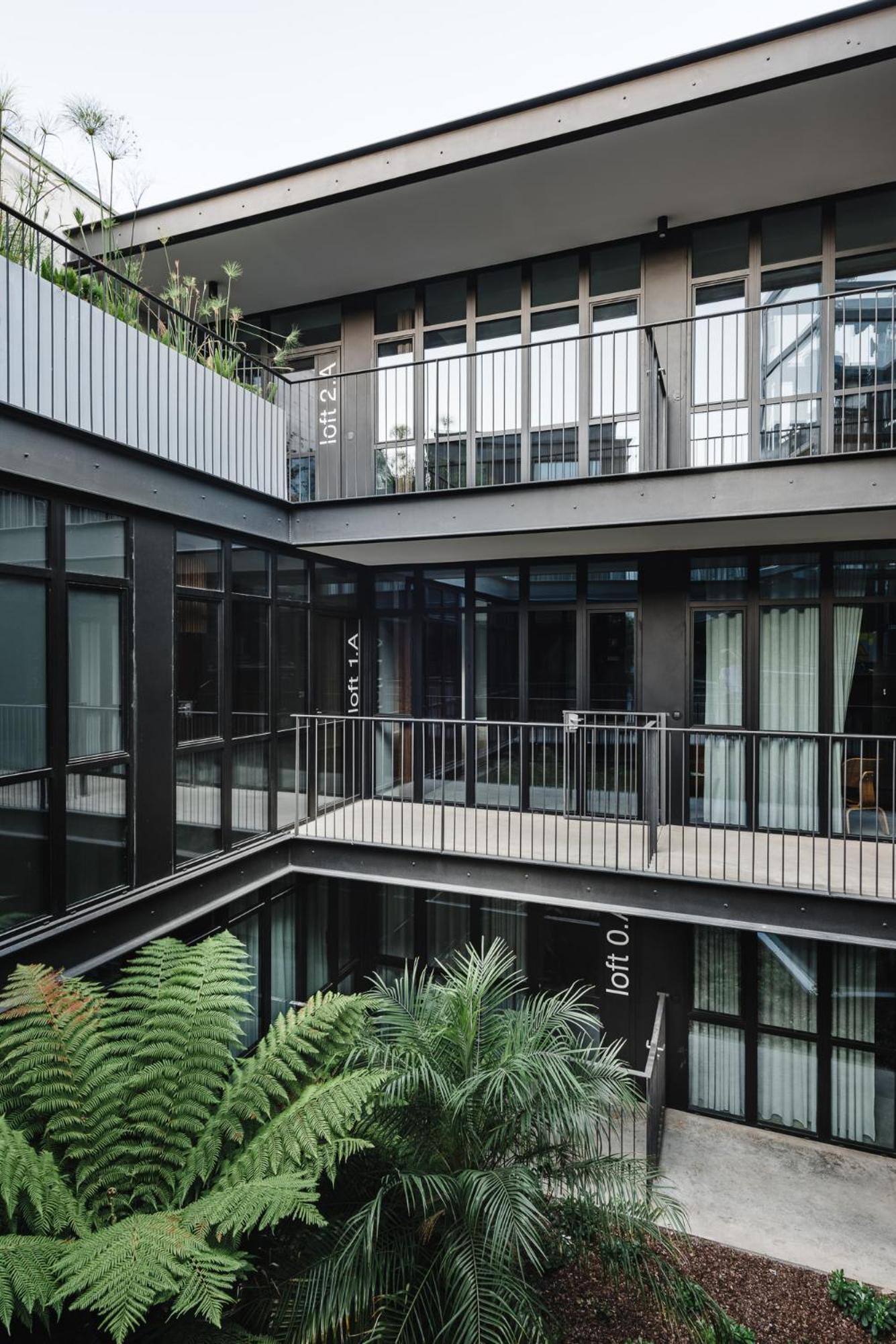 Five Stars Alcantara Lofts