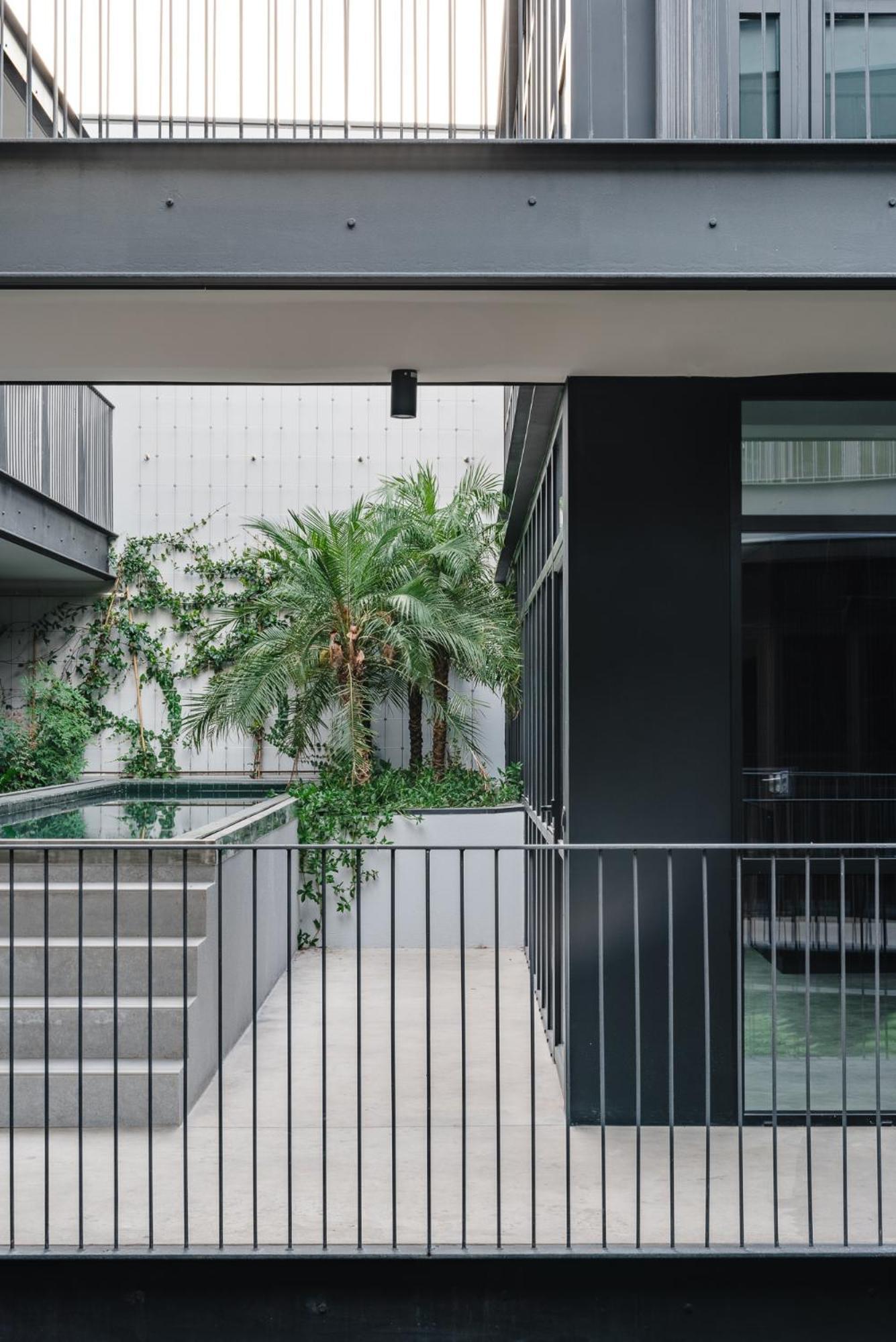 Five Stars Alcantara Lofts
