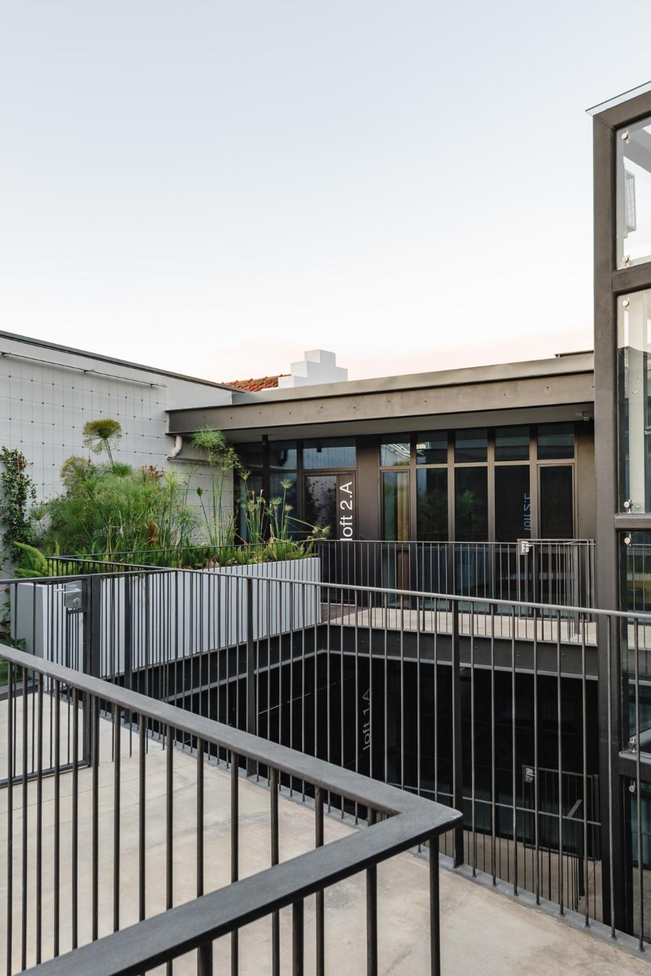 Five Stars Alcantara Lofts