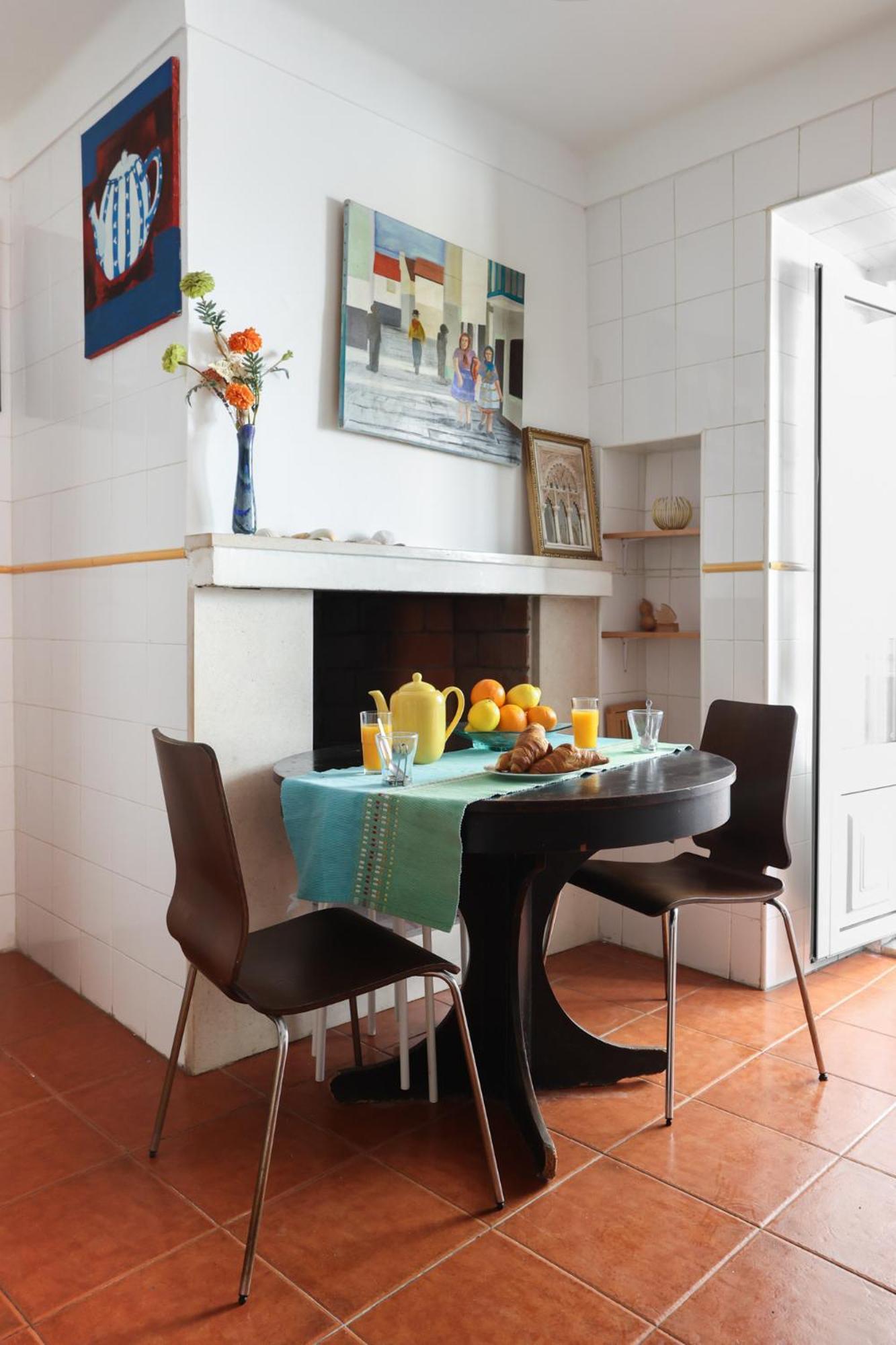 Center In Lively Bairro Alto! * Lisboa