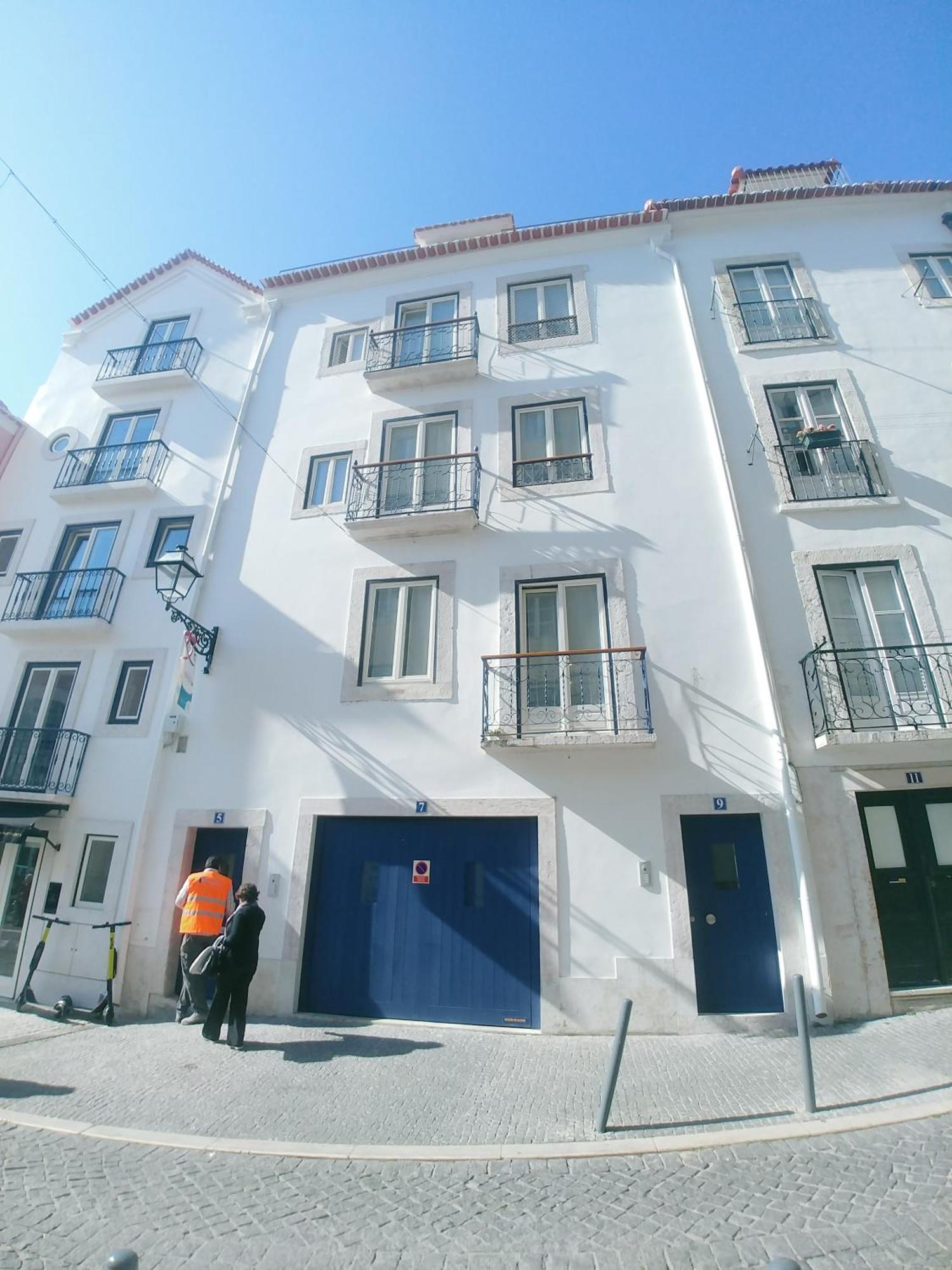 Be Local - 2 Bedrooms In Front Of The Fado Museum In Alfama