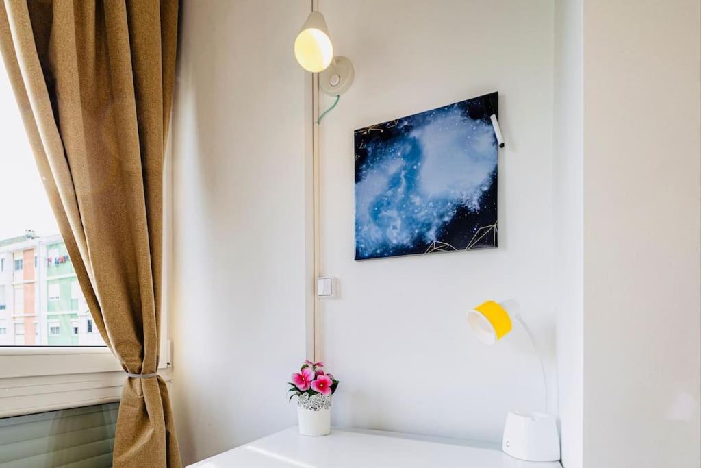 Modern 3 Bedroom Flat In