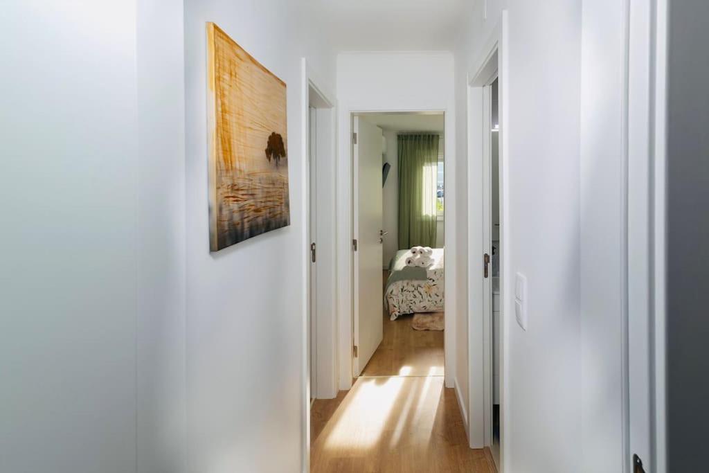 Modern 3 Bedroom Flat In Apartamento
