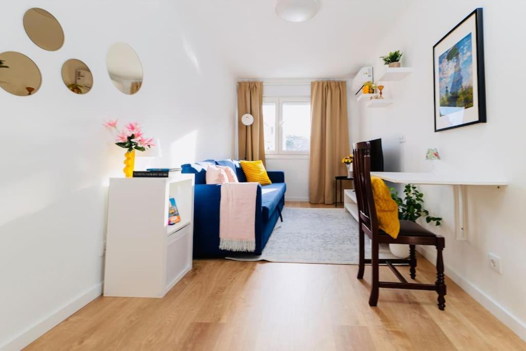 Modern 3 Bedroom Flat In Apartamento *