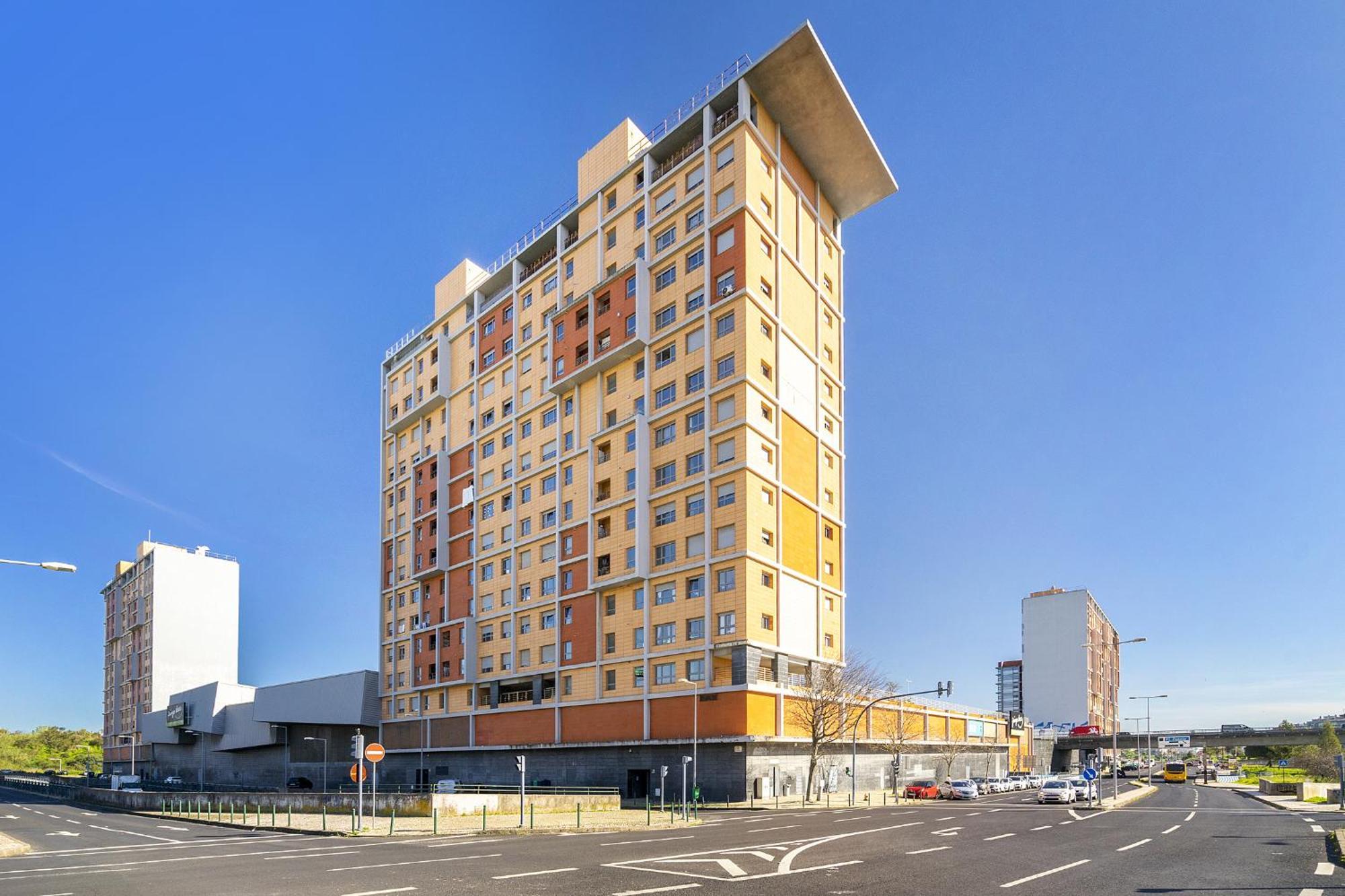 Apartamento Spacious 2br With Free Parking In By Soulplaces Lisboa