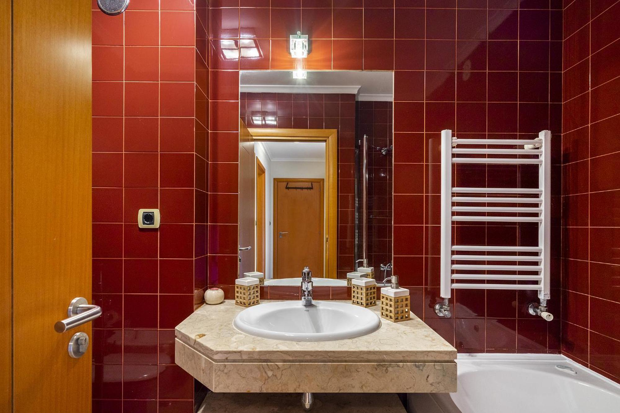 Spacious 2br With Free Parking In By Soulplaces Apartamento Lisboa