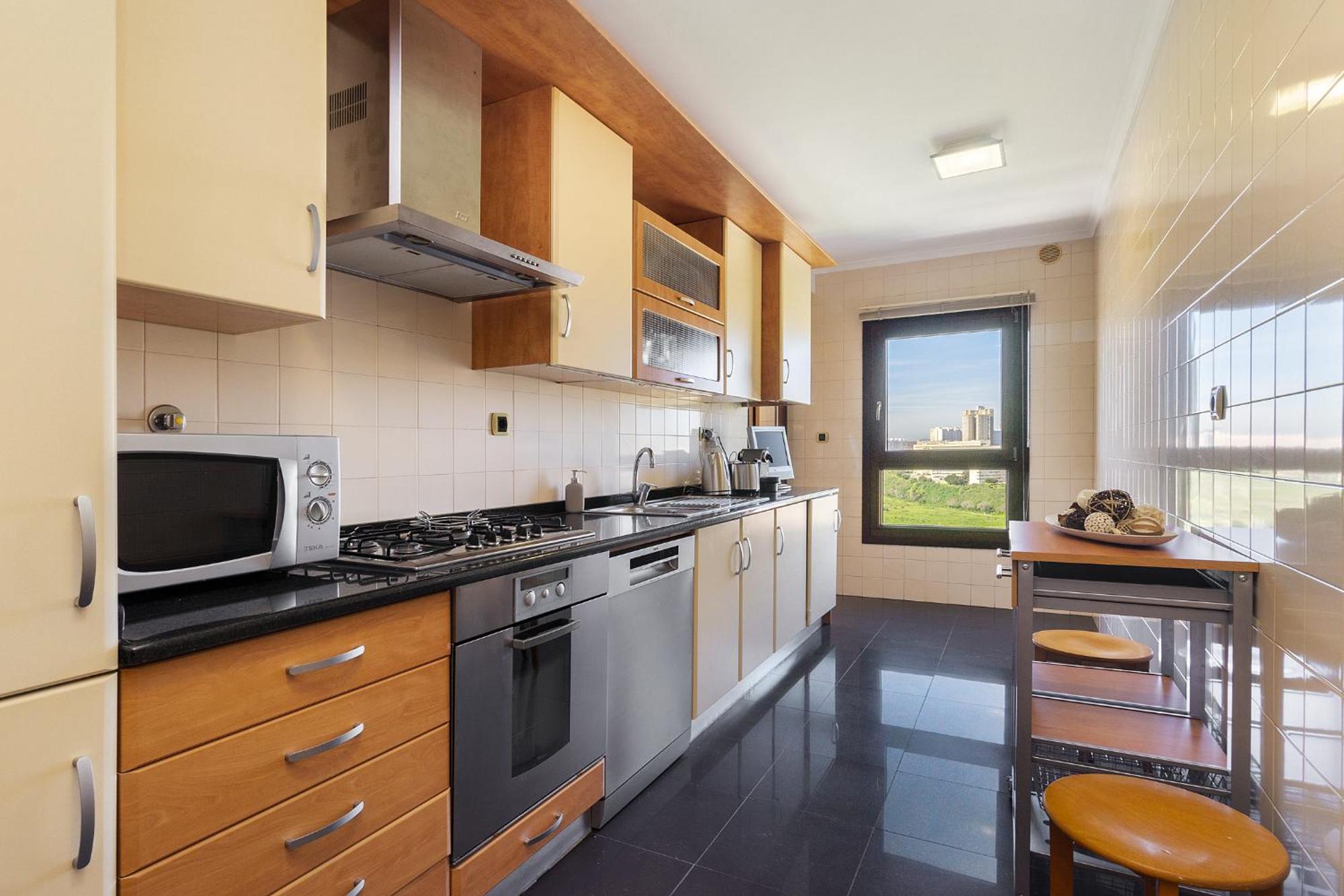 Apartamento Spacious 2br With Free Parking In By Soulplaces Lisboa