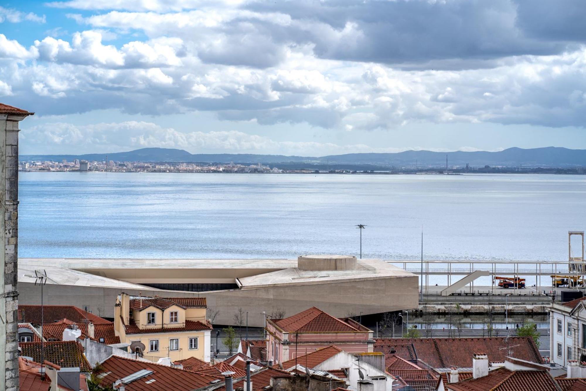 Alfama Terrace 360º - Private Terrace With Exceptional River View With A/c!