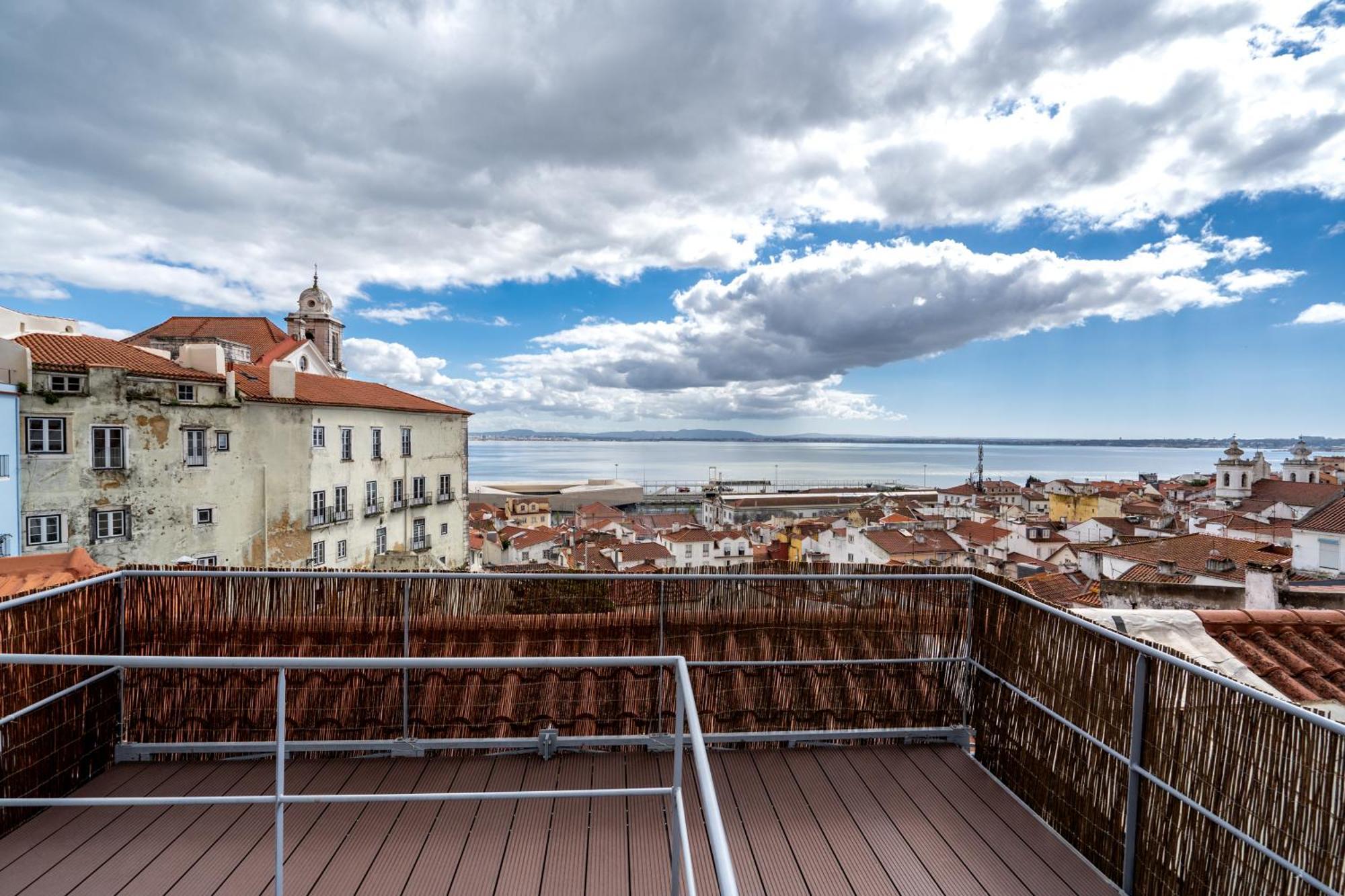 Apartamento Alfama Terrace 360º - Private Terrace With Exceptional River View With A/c! Lisboa