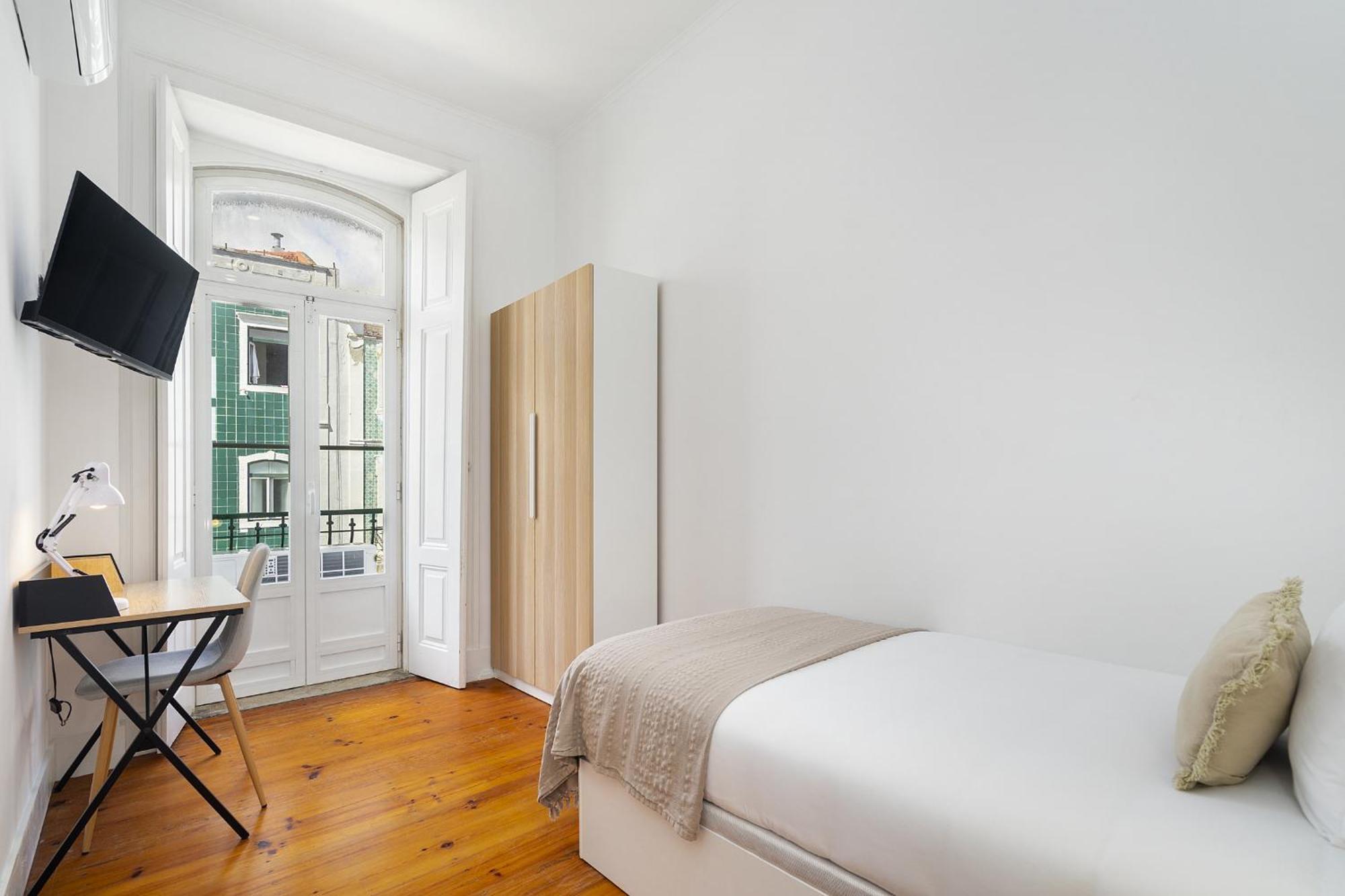 Whome Modern Nomad Hub Stylish Spaces For Remote Living Pensión Lisboa