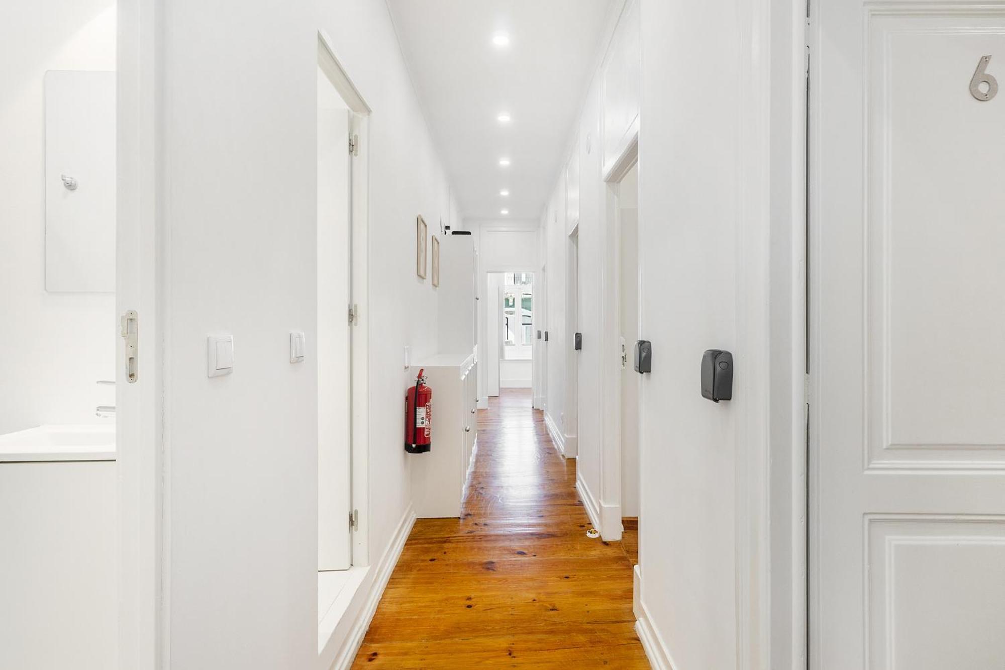 Pensión Whome Modern Nomad Hub Stylish Spaces For Remote Living *