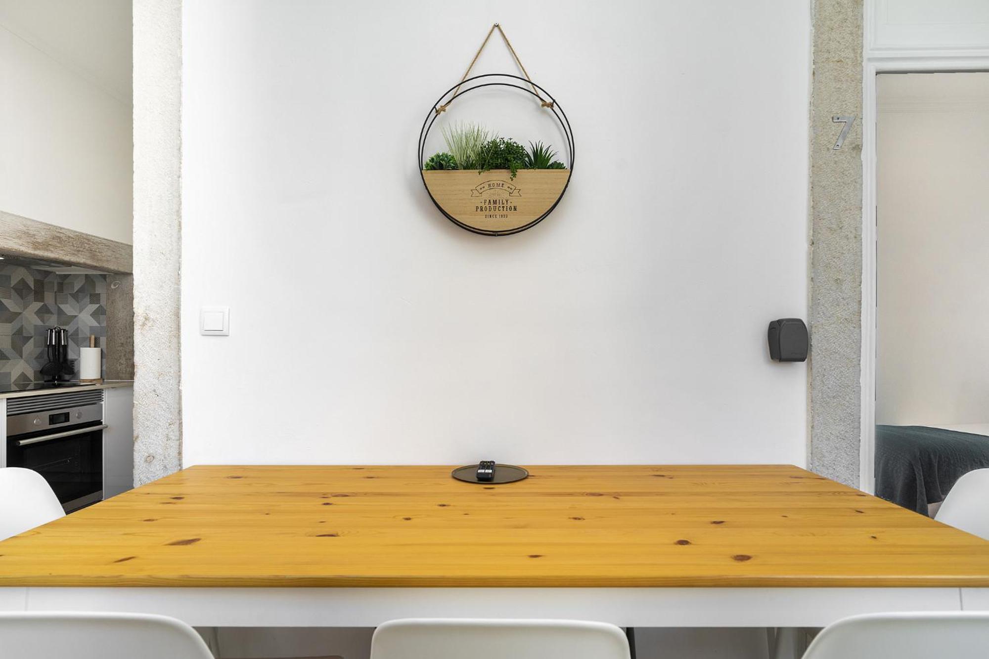Whome Modern Nomad Hub Stylish Spaces For Remote Living Pensión *