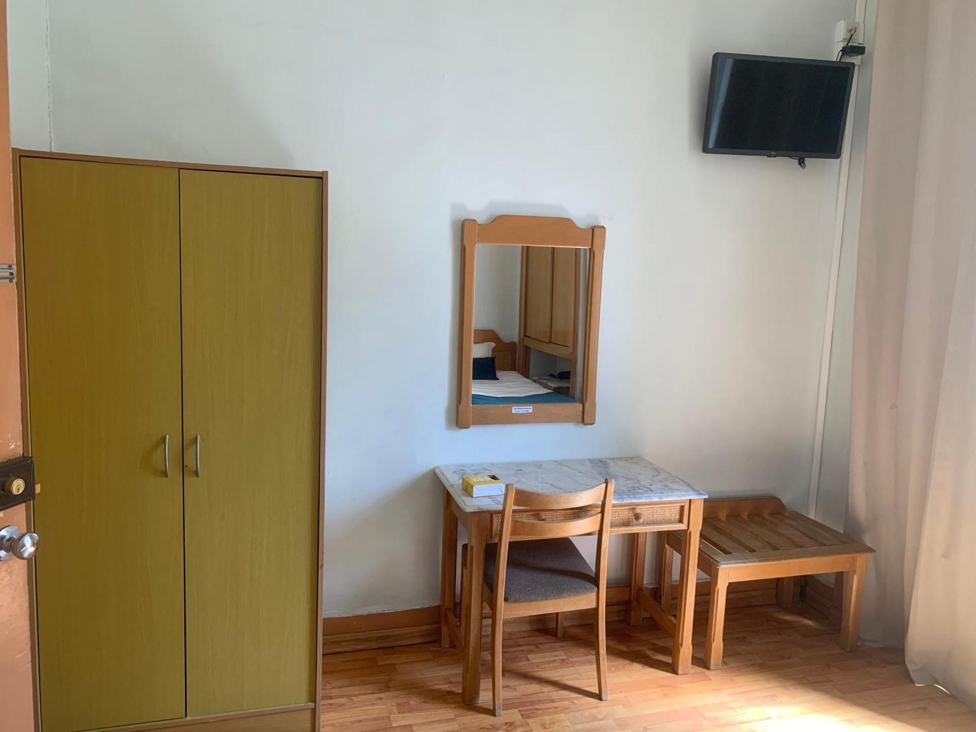 Residencial Roxi Pensión Lisboa