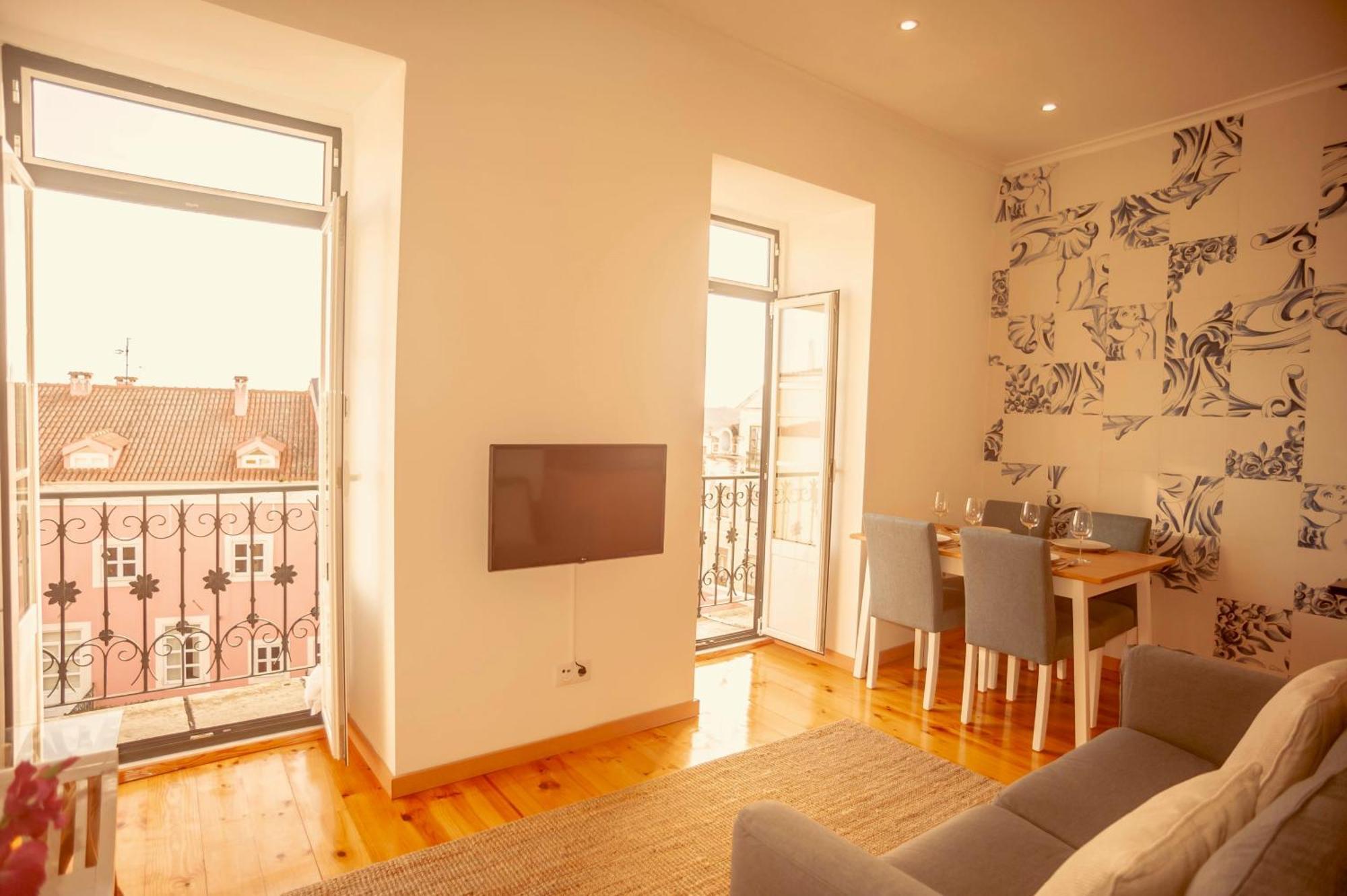 My Fair - 2 Bedroom With River View *