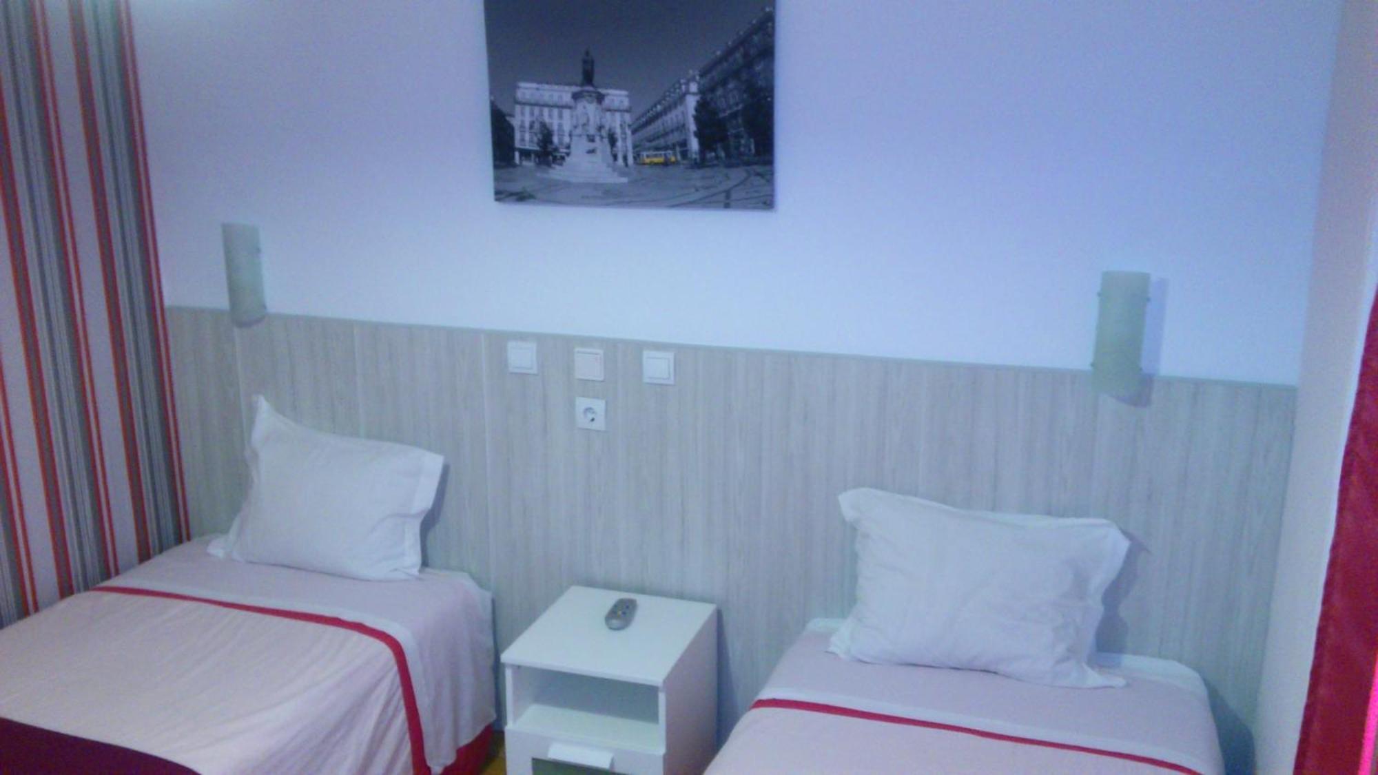 Pensao Estacao Guest house 2*