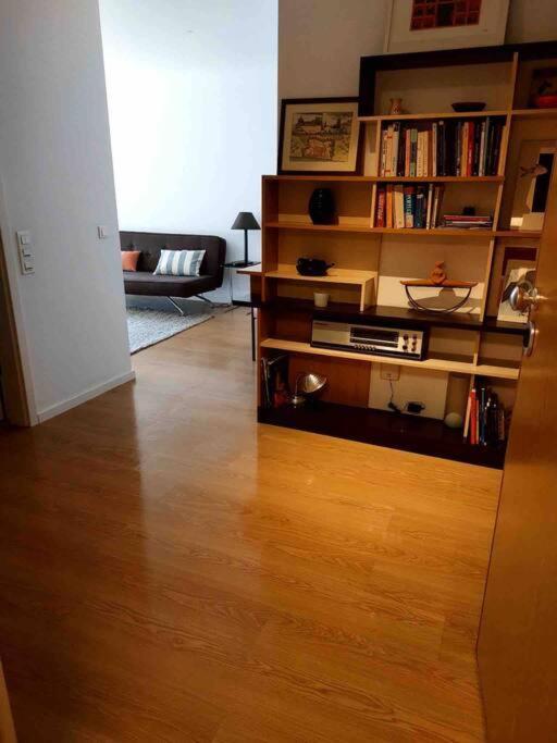 Modern And Spacious In Lisboa