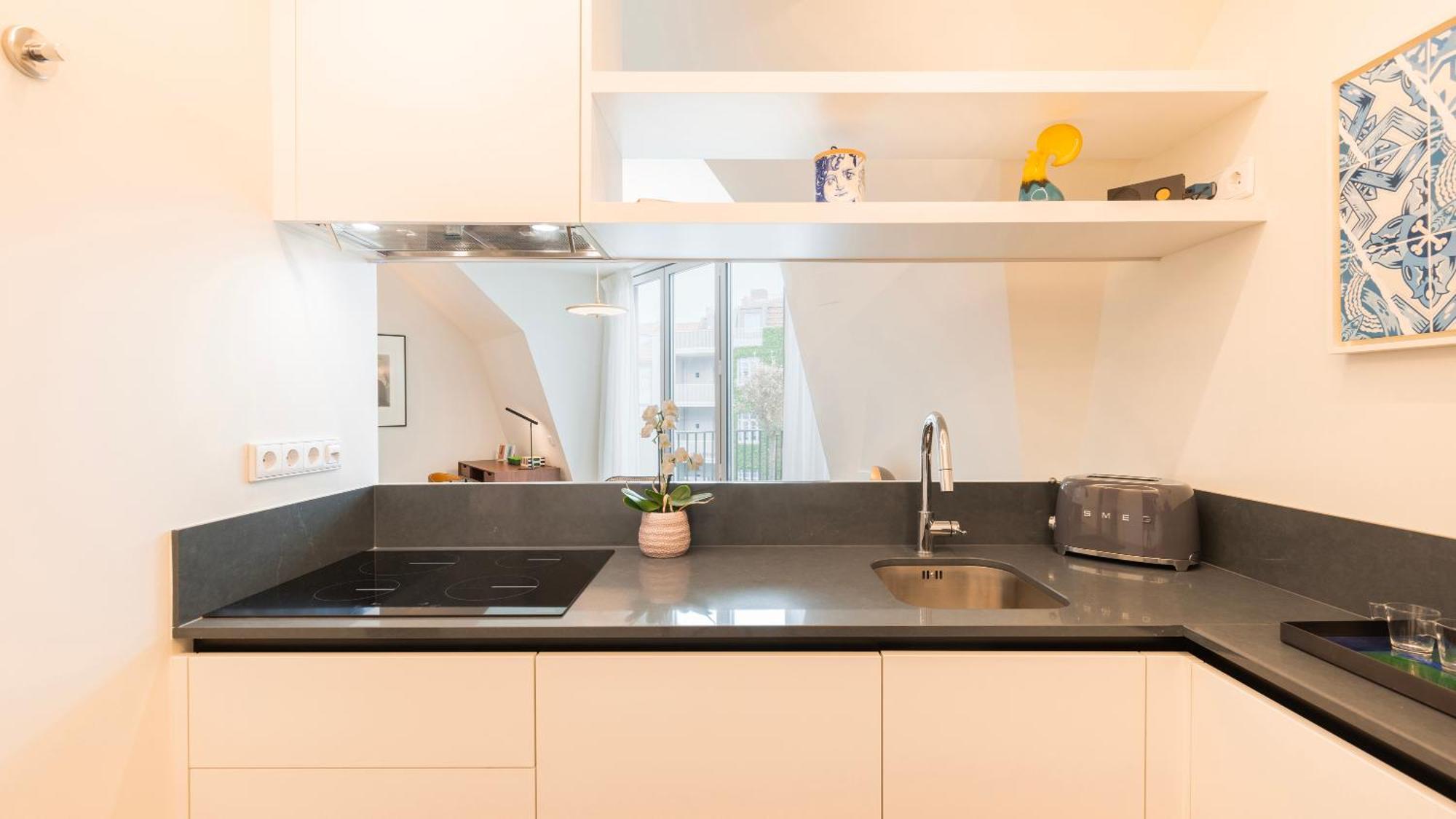 Stunning With Balcony By Lovelystay Apartamento Lisboa