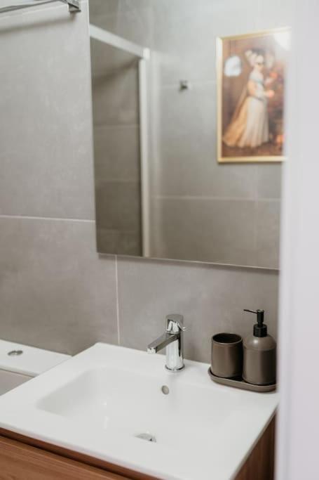 Apartamento Orange House - Beautiful Two-bedroom 1d *