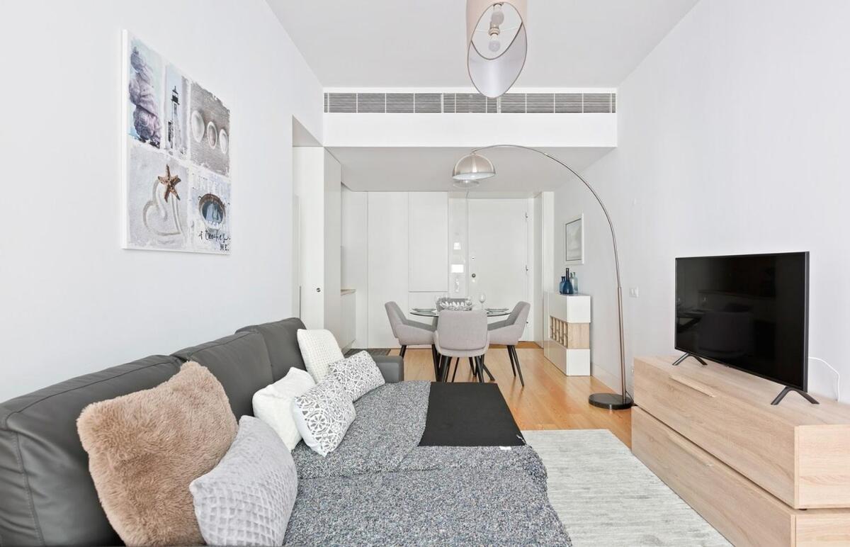 Spacious 1 Bedroom Near Baixa Lisboa