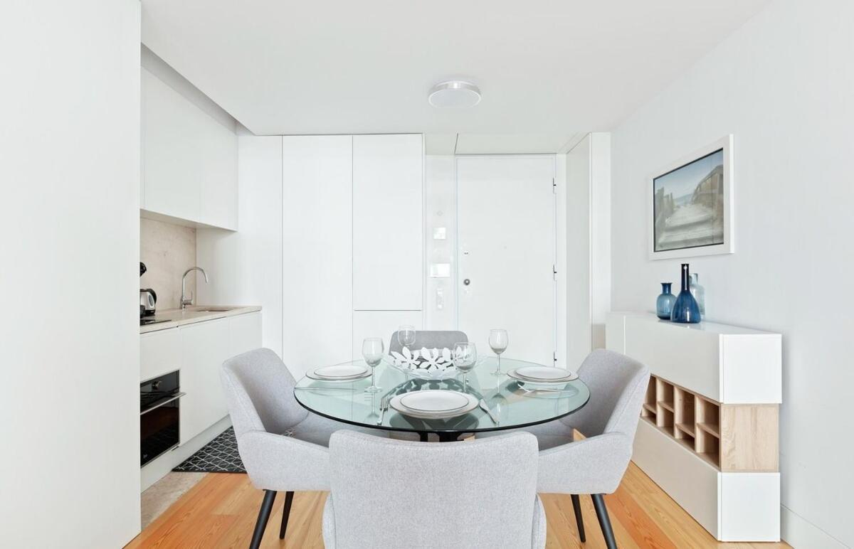 Spacious 1 Bedroom Near Baixa * Lisboa
