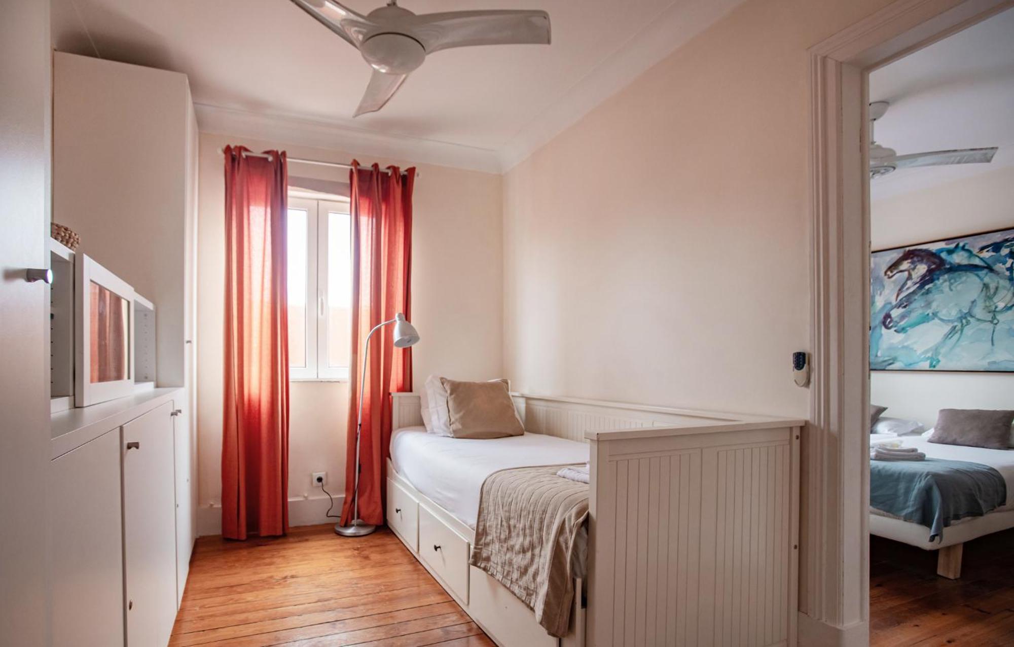 Estalagem Large Family Flat In Campo De Ourique Lisboa