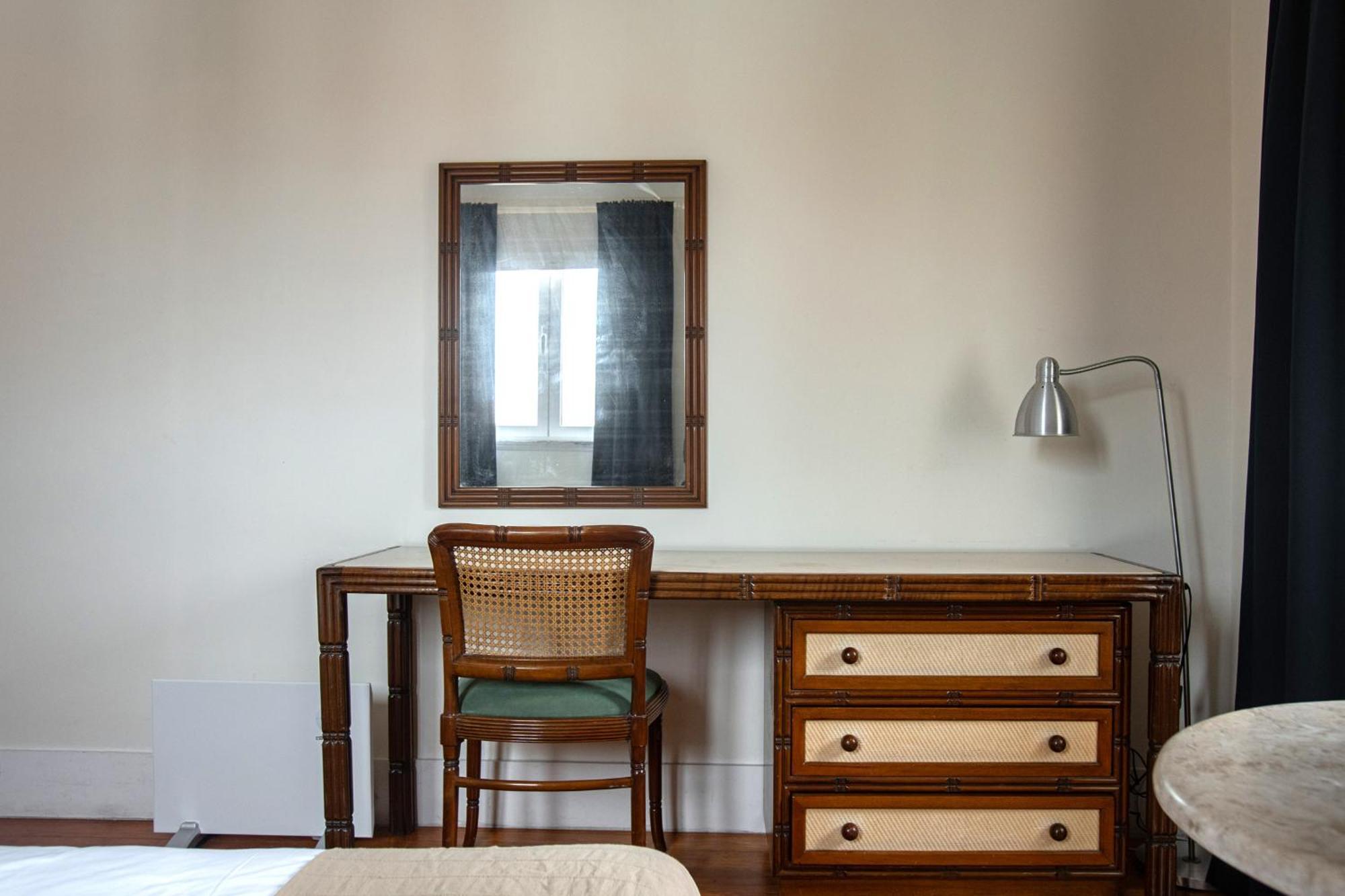 Large Family Flat In Campo De Ourique Lisboa
