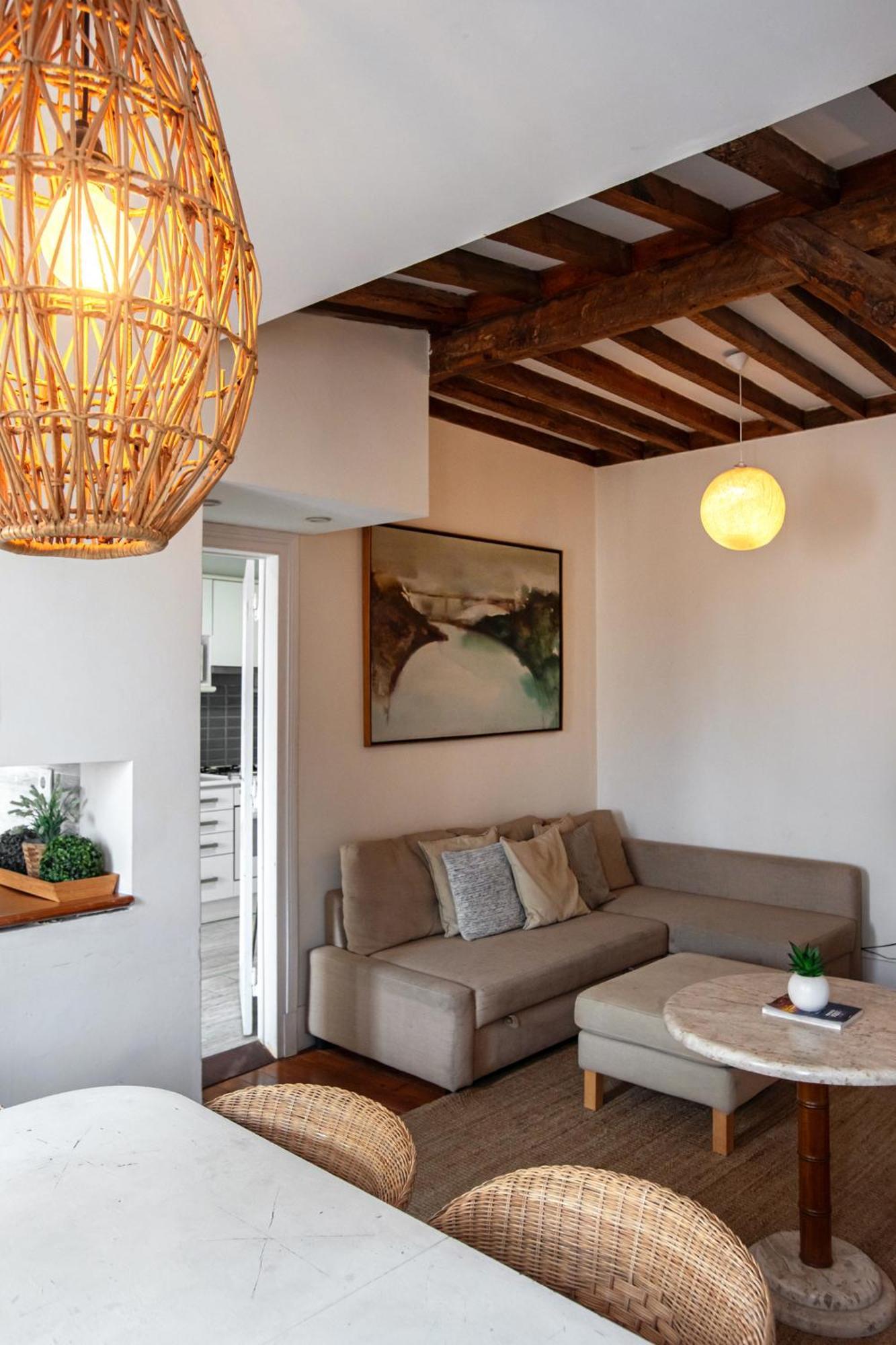 Large Family Flat In Campo De Ourique Lisboa