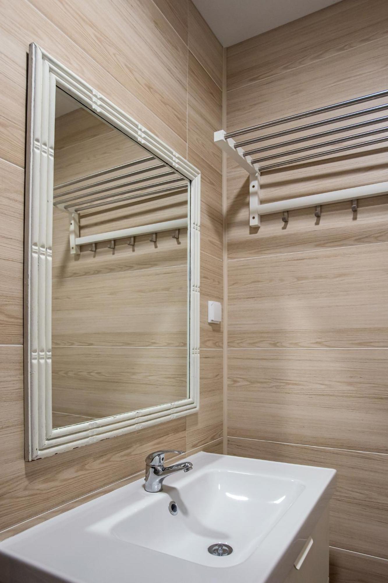 Large Family Flat In Campo De Ourique *
